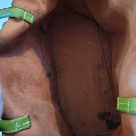 Green Tote - Picture 11 of 13